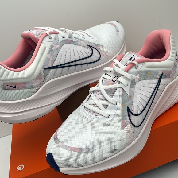 NIKE Men’s QUEST 5 PRM
WHITE/MIDNIGHT NAVY-
PEARL PINK-CORAL CHALK
FB6944-100 - Picture 11 of 16